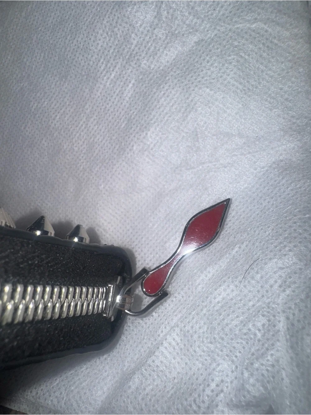 Christian Louboutin lizard print spike Zip Wallet 💎pristine💎 - Picture 3 of 8